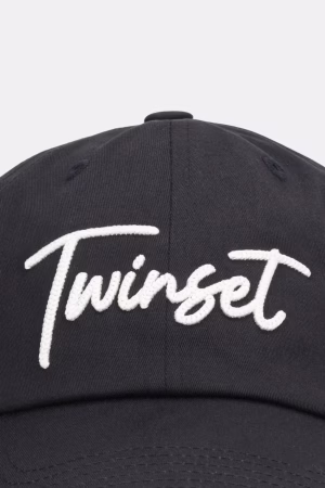 Twin set